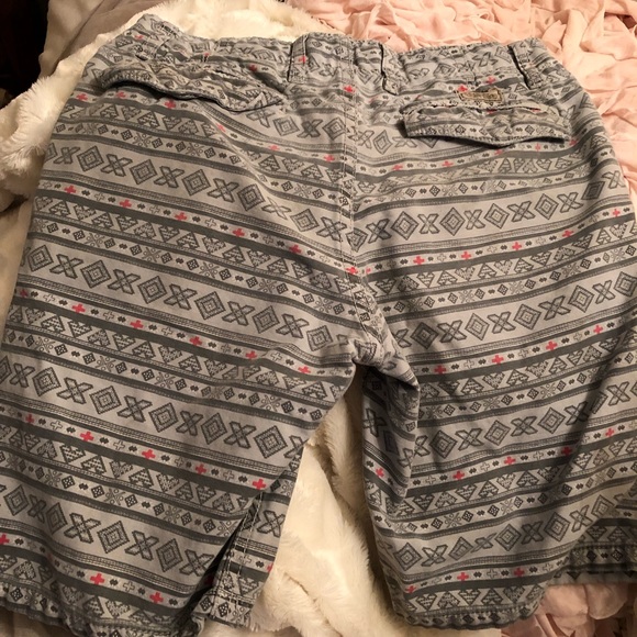 CCS Shorts - Picture 2 of 3